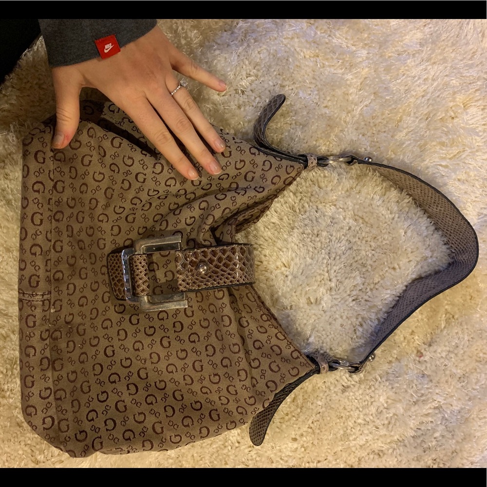 Guess purse
